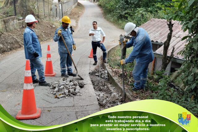 Reparación de tubería de red de 4 pulgadas barrio mirador