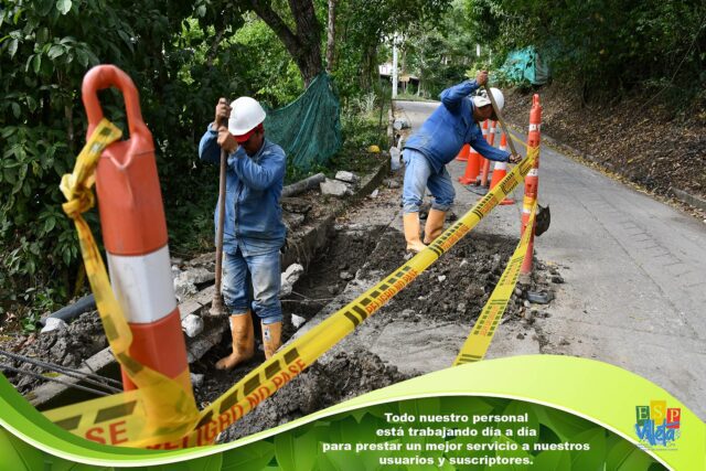 Reparación de tubería de red de 4 pulgadas barrio mirador