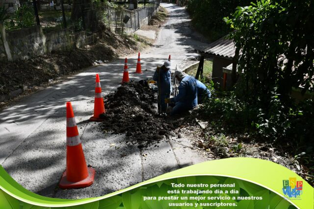 Reparación de tubería de red de 4 pulgadas barrio mirador